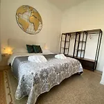 Cavour 221 - Central Station Maison d'hôtes *