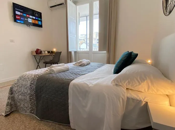 ゲストハウス Cavour 221 - Central Station *